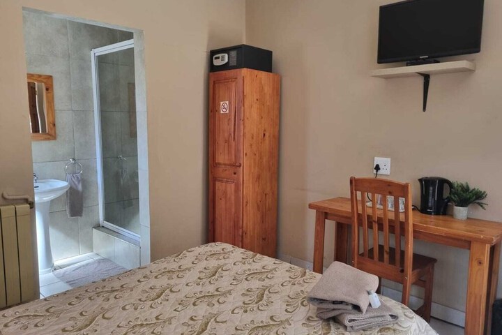 Room 45 of 101