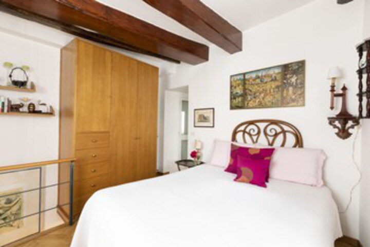 Room 21 of 27