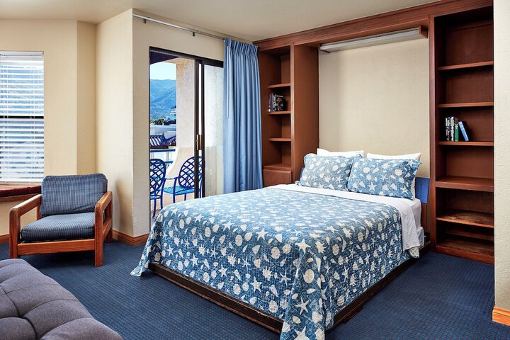 Room 12 of 51