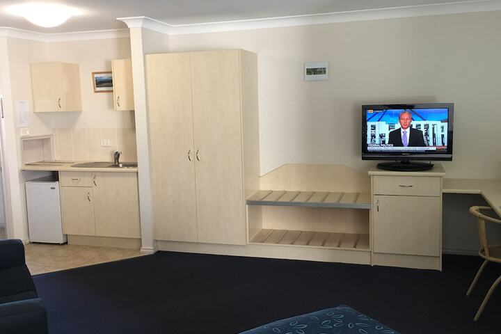 Room 6 of 39