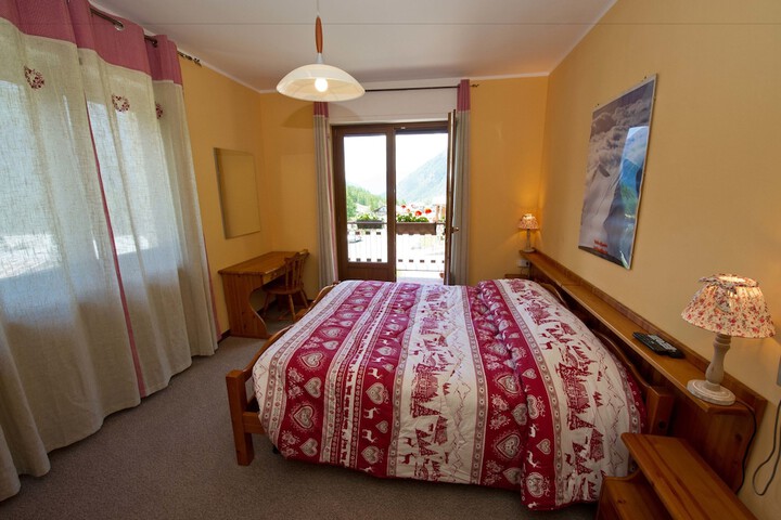 Room 9 of 54