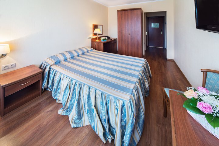 Room 13 of 91