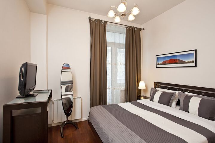Room 5 of 31