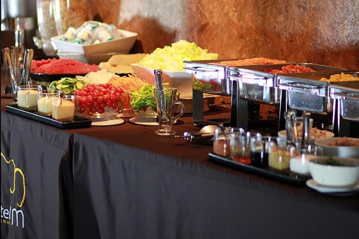 Breakfast/Coffee Service 26 of 33