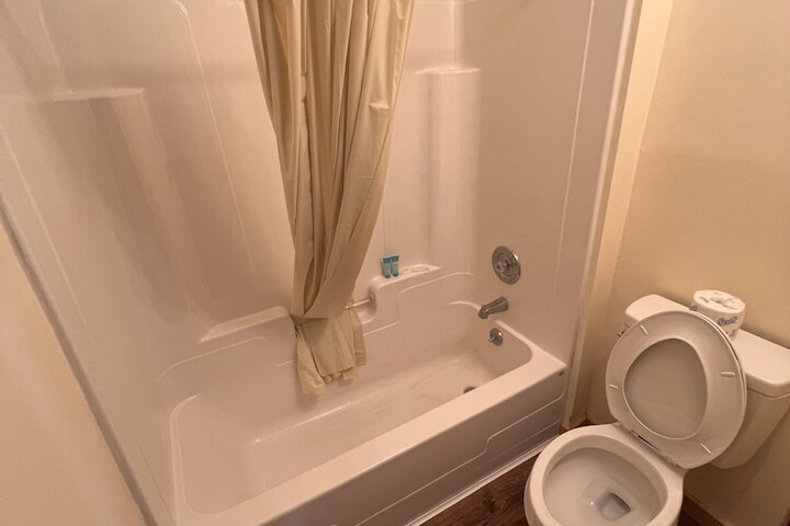 Room 20 of 26
