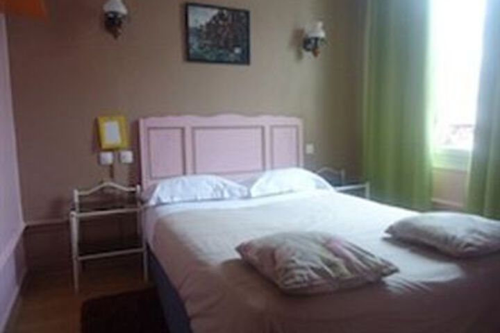 Room 9 of 23