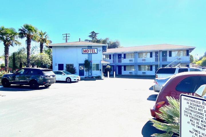 Image of Valley Motel
