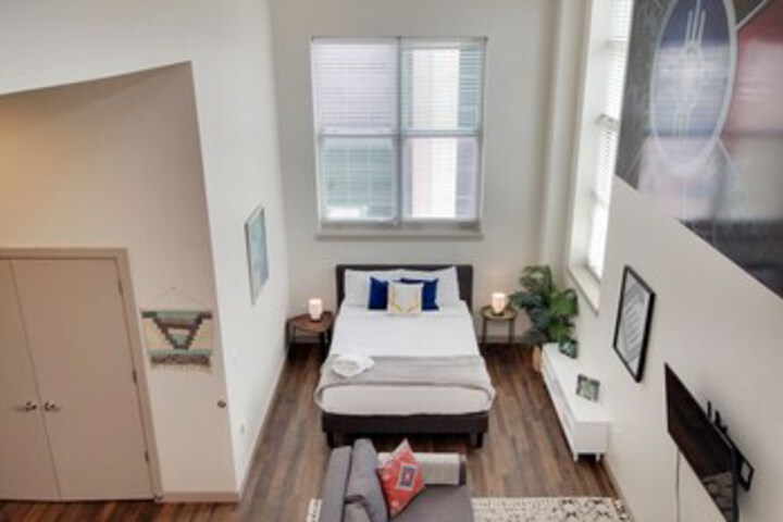 Room 123 of 328