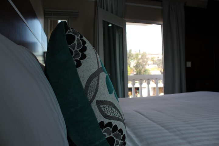 Room 4 of 42