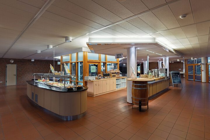 Breakfast/Coffee Service 104 of 134