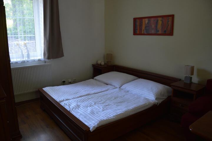Room 8 of 36
