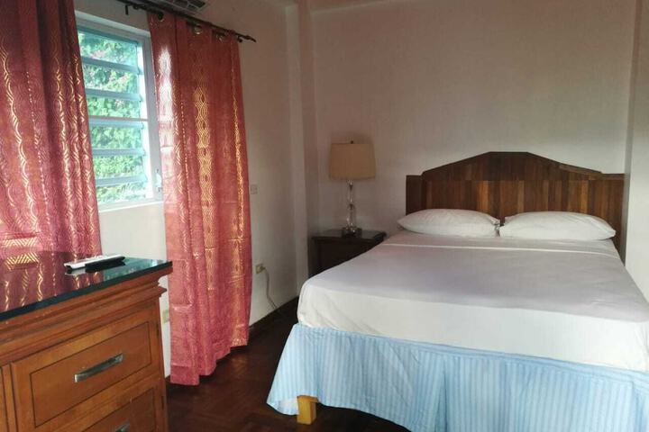Room 34 of 60