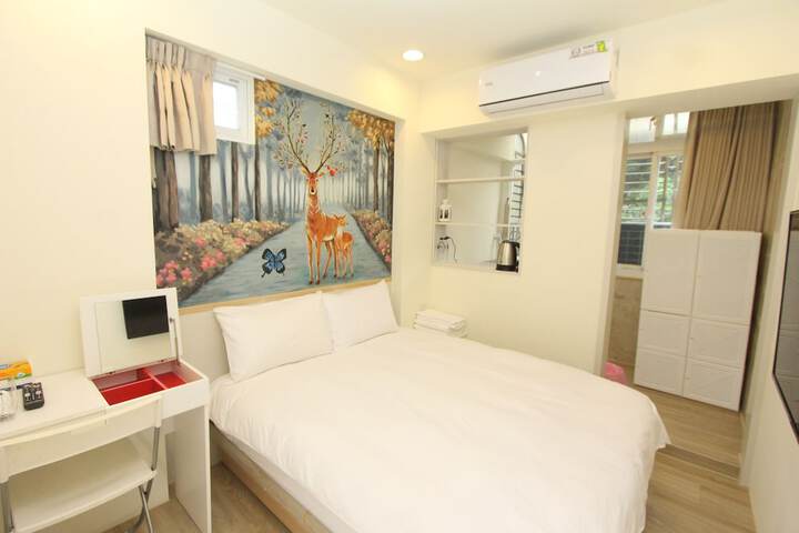 Room 108 of 246