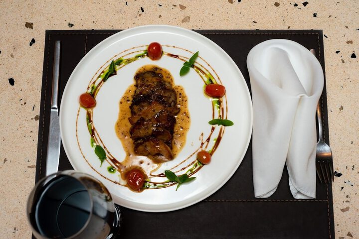 Dining 62 of 82