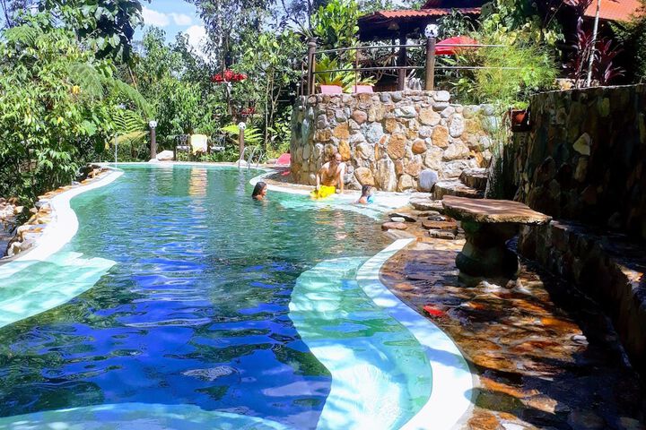 Finca de la Vaca - Casa el Mirador in Cumandá