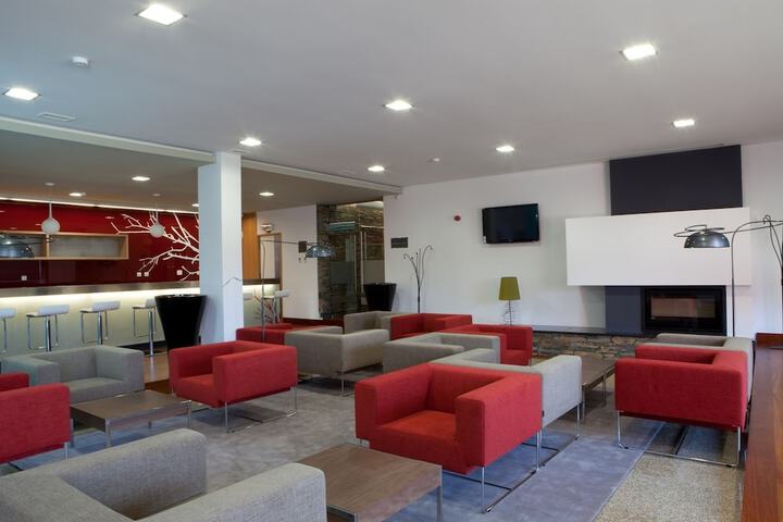 Guest Lobby