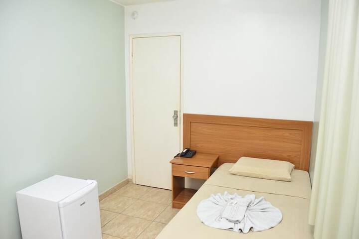 Room 14 of 41