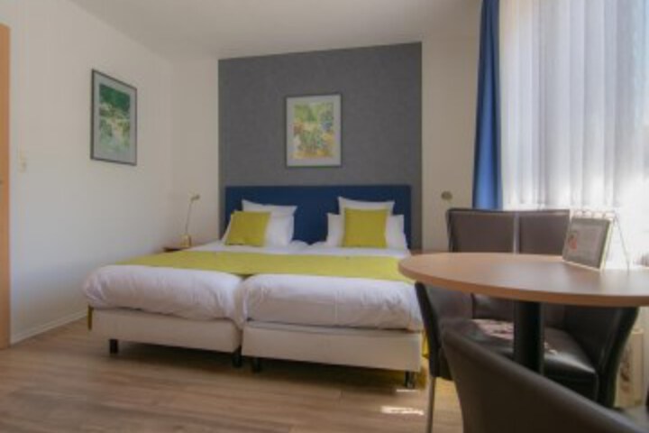 Room 5 of 58