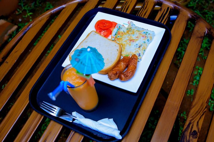 Breakfast/Coffee Service 23 of 26