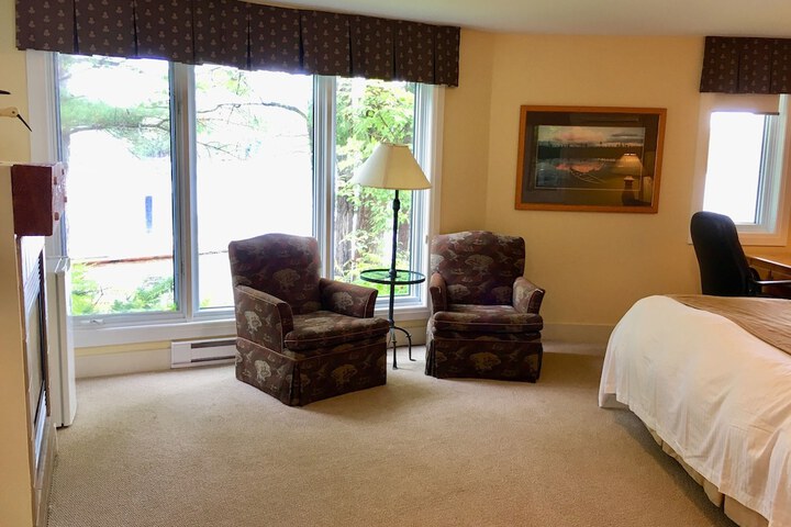 Room 7 of 75