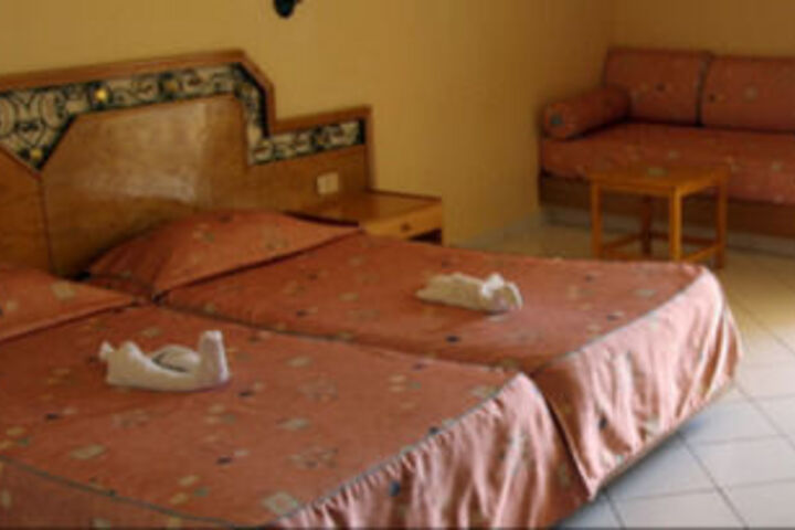 Room 16 of 61