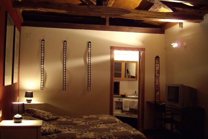 Room 11 of 46