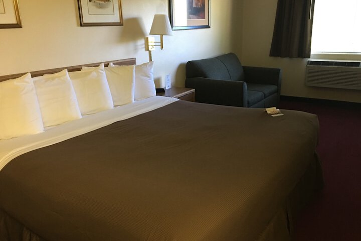 Room 14 of 68