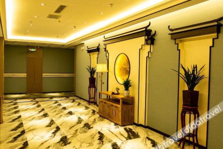 Hotel Interior 12 of 16