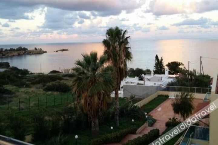 Hotel 3 of 27