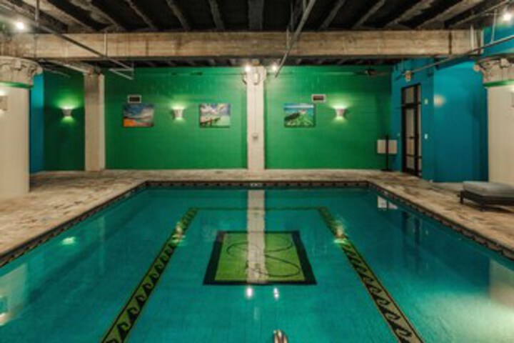 Pool 14 of 39