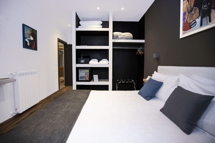Room 11 of 69