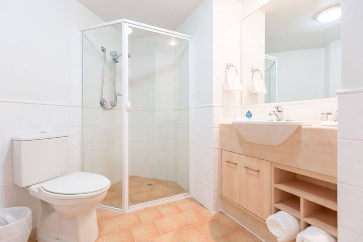 Room 15 of 24