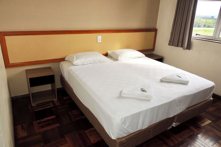 Room 52 of 113