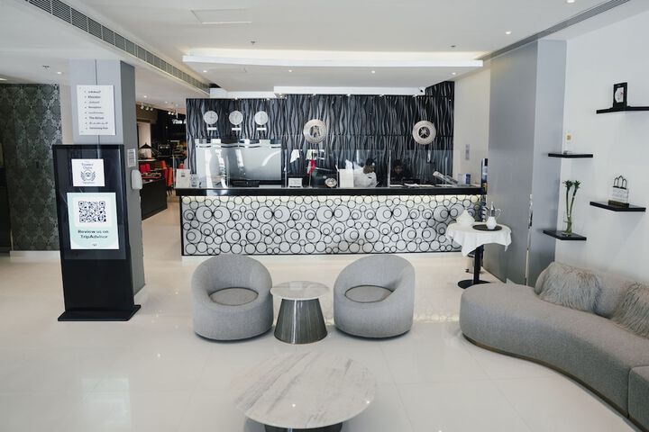 Hotel Lobby