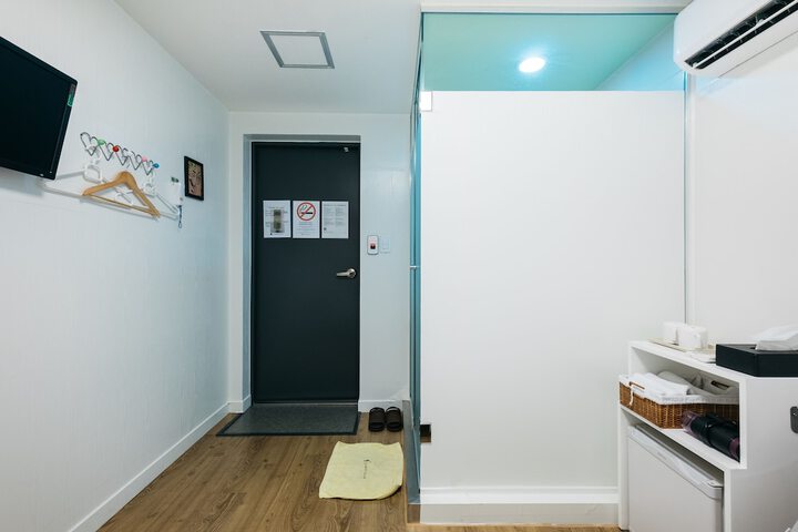 Room 26 of 51