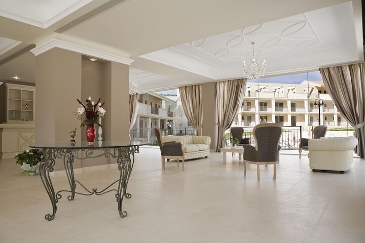 Hotel Interior 6 of 68