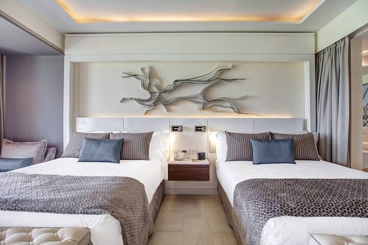 Room 27 of 170