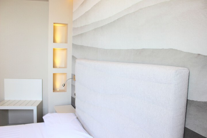 Room 32 of 85