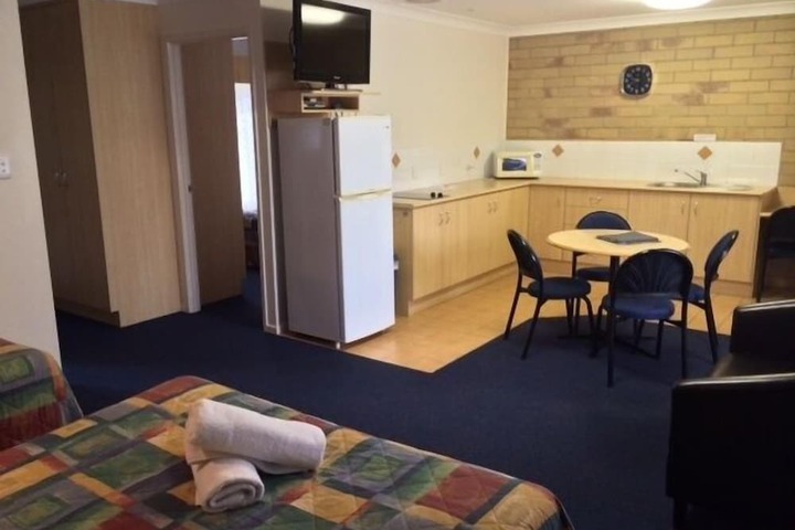 Room 14 of 43