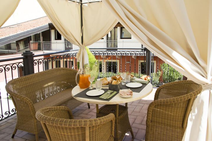 Terrace/Patio 73 of 122