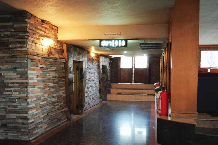Lobby Entry