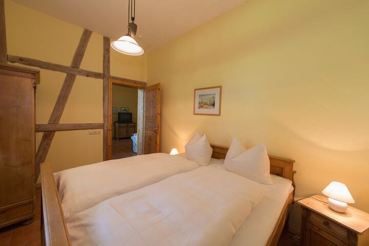 Room 4 of 66