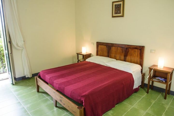 Room 5 of 60