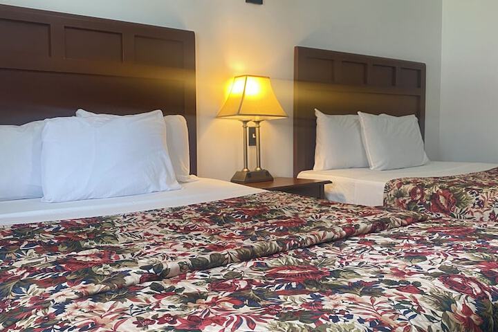 Room 3 of 46