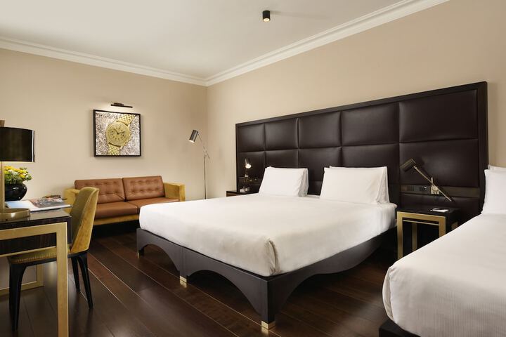 Room 14 of 74