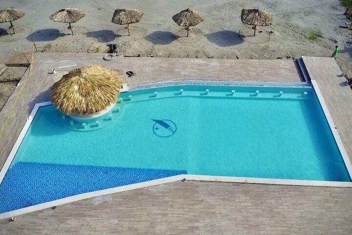 Pool 95 of 189