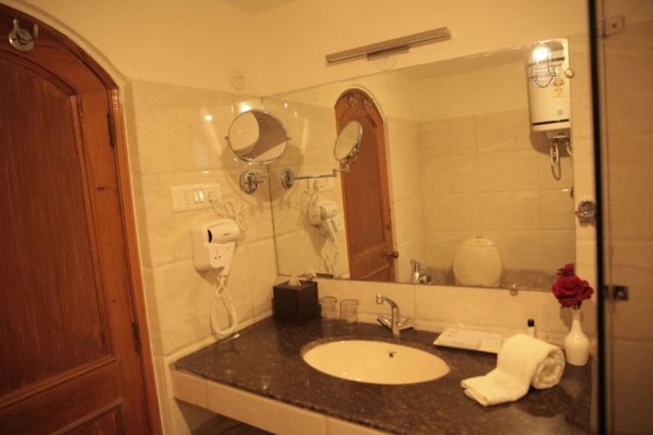 Clean Restrooms