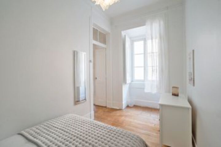Room 25 of 263