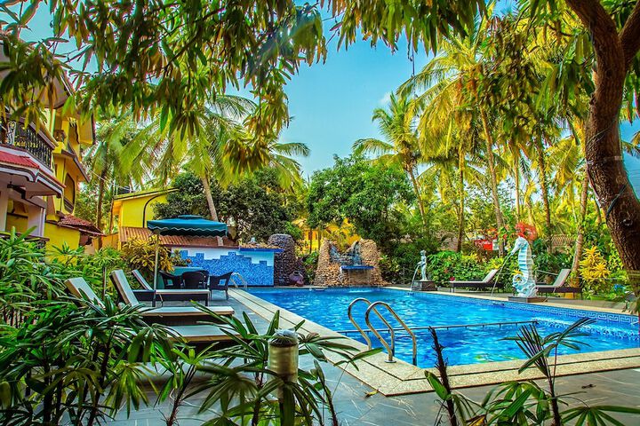 Pool 36 of 44
