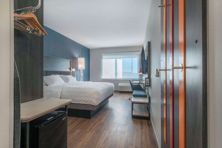 1 King Bed with Walk in Shower (6 of 8)